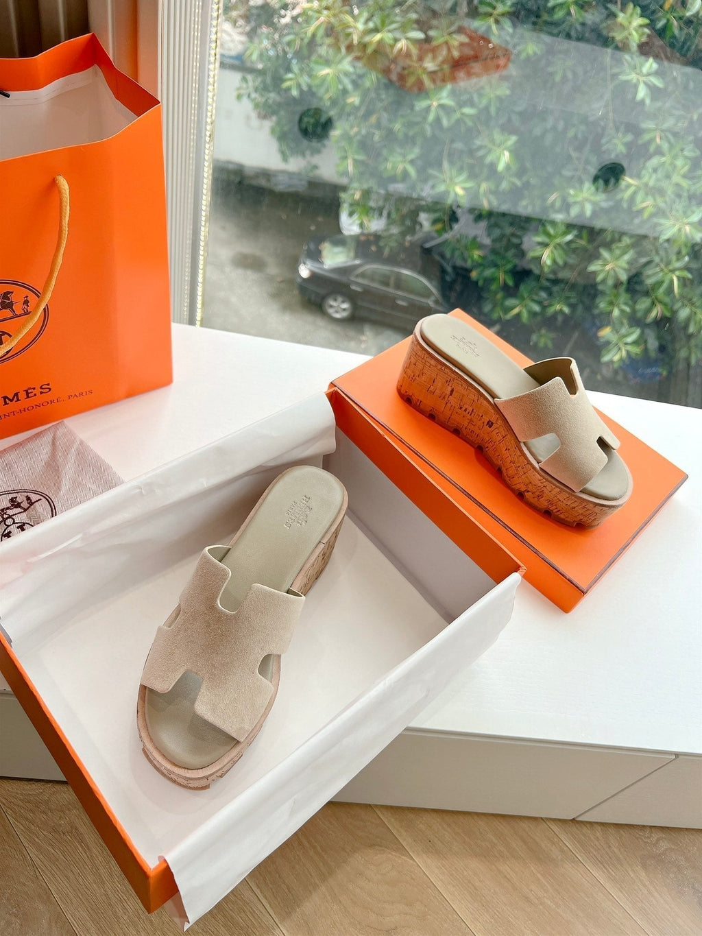 HERMES EZE 65 SANDAL CREAM SUEDE