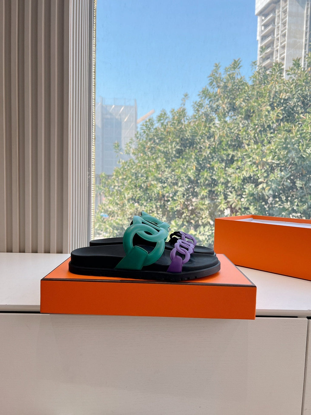 HERMES EXTRA SANDAL IN MEDIUM GREEN MIX VIOLET PURPLE CALFSKIN