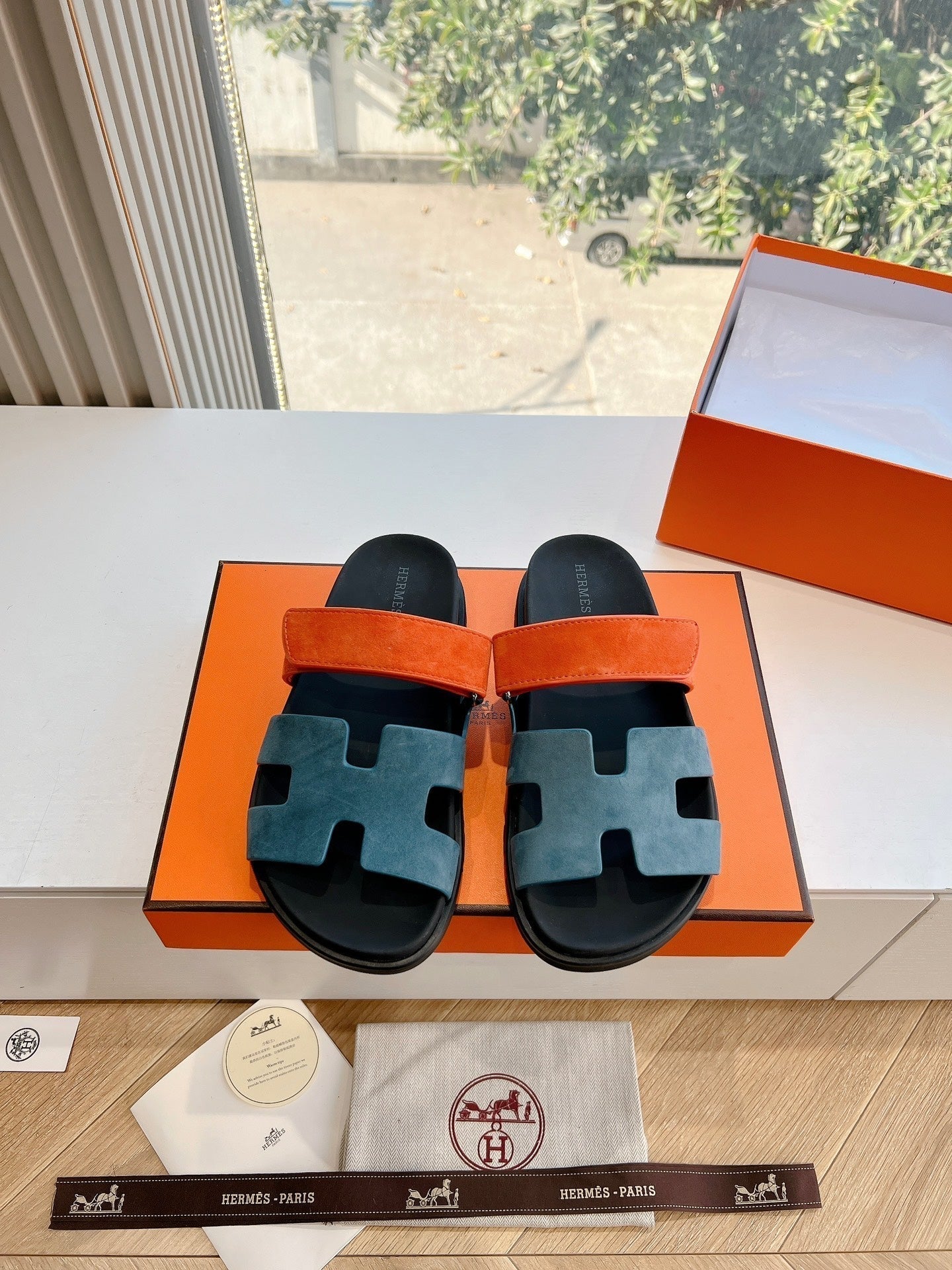 HERMES CHYPRE SANDAL IN TEAL GREEN MIX FIRE ORANGE SUEDE