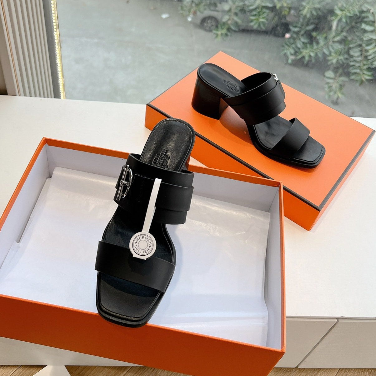 HERMES KUTE 60 SANDAL IN BLACK CALFSKIN