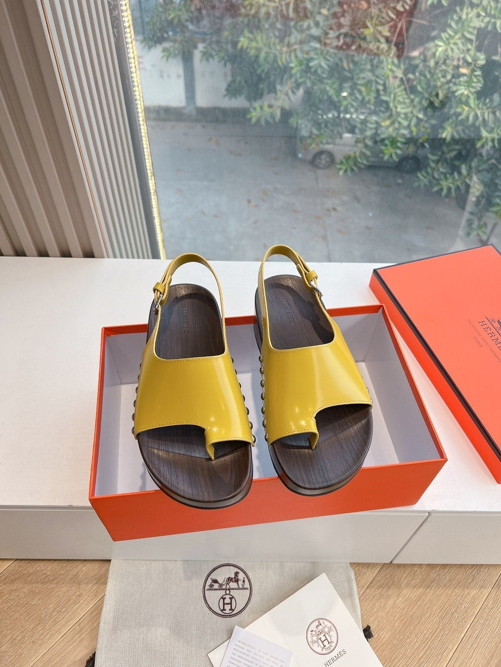 HERMES FLAT SANDAL IN CORN YELLOW CALFSKIN