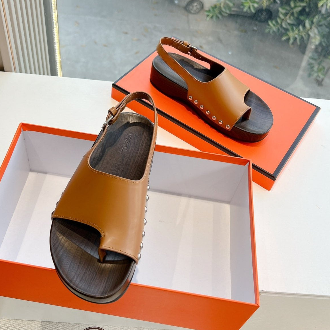 HERMES FLAT SANDAL IN BRONZE BROWN CALFSKIN