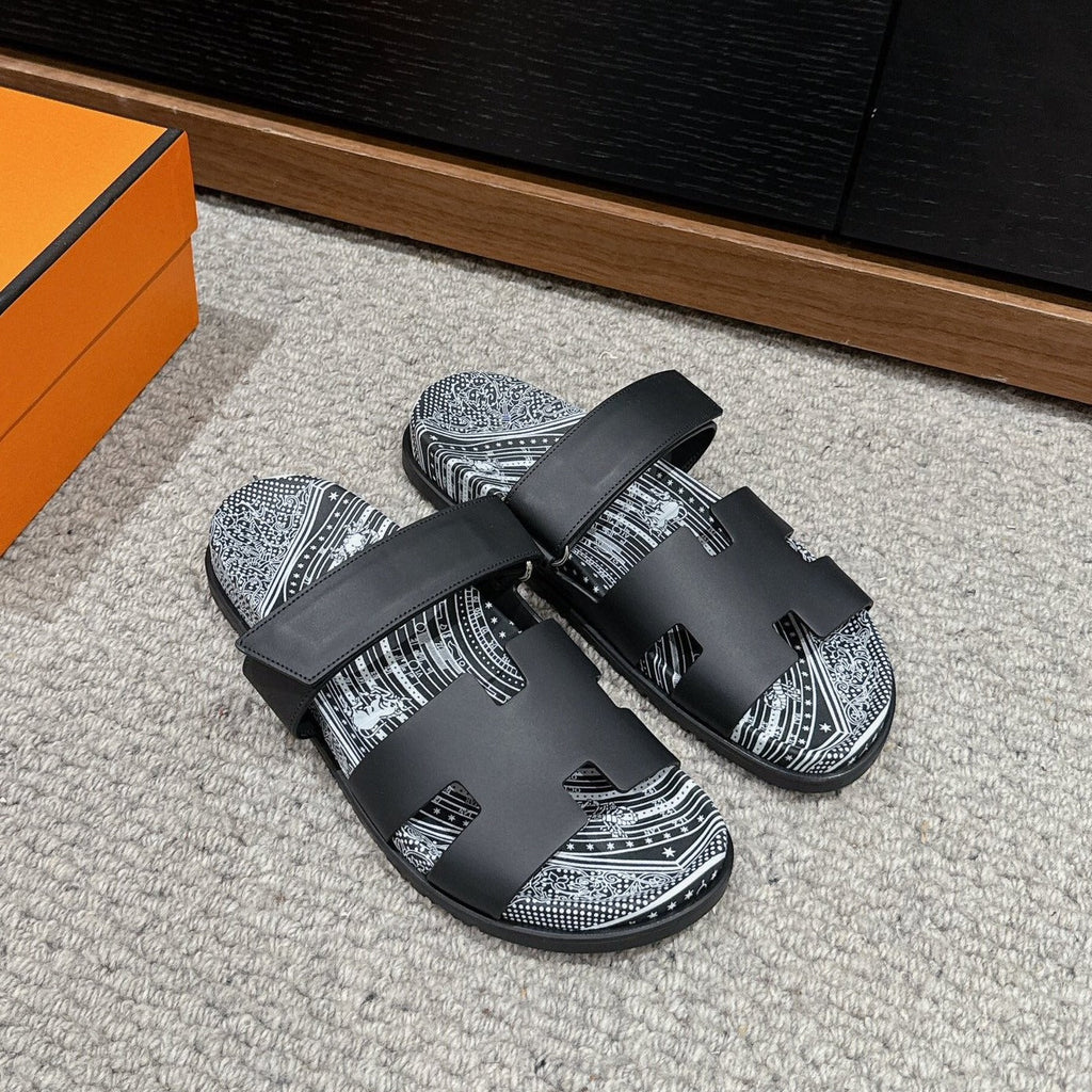 HERMES CHYPRE SANDAL BLACK CALFSKIN UNIQUE