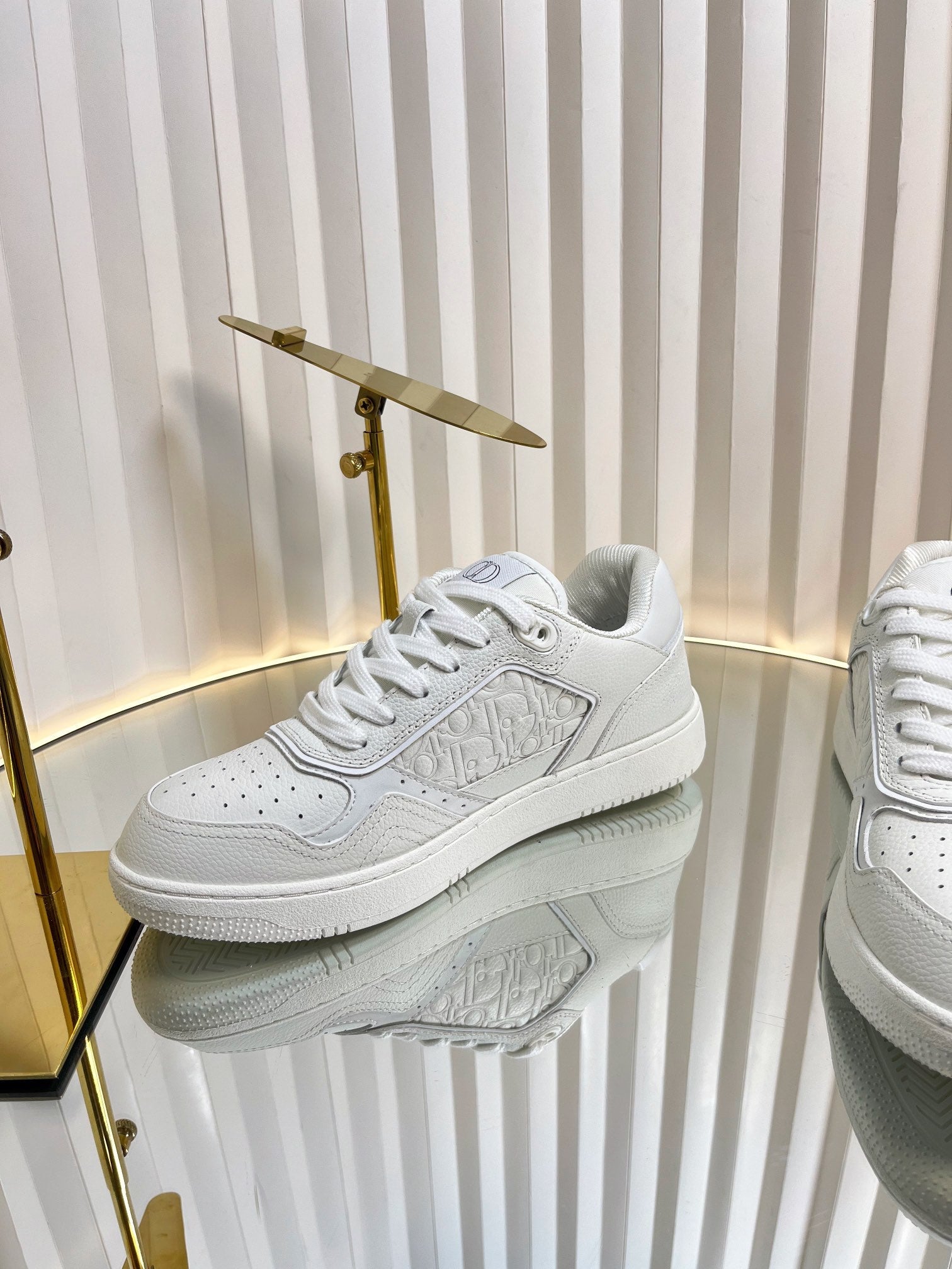 DIOR B27 LOW-TOP SNEAKER WHITE SMOOTH CALFSKIN