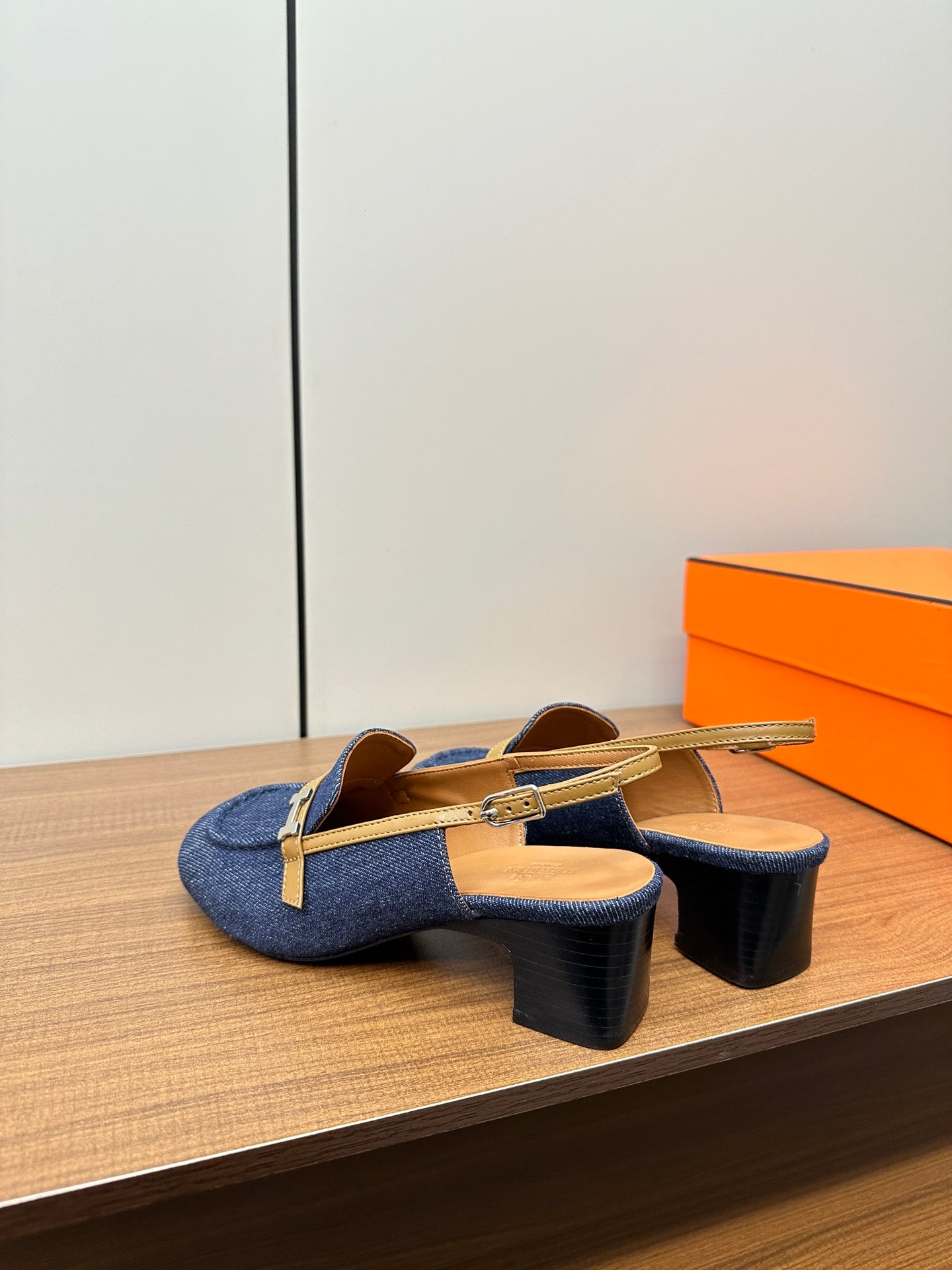 HERMES Infinie 50 pump navy