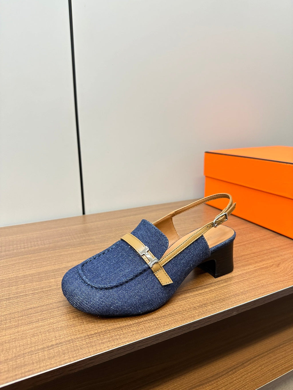 HERMES Infinie 50 pump navy