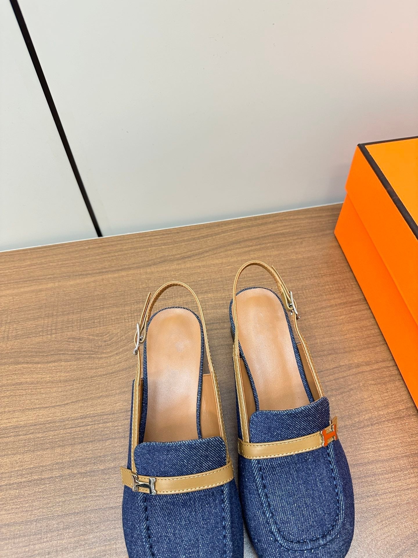 HERMES Infinie 50 pump navy