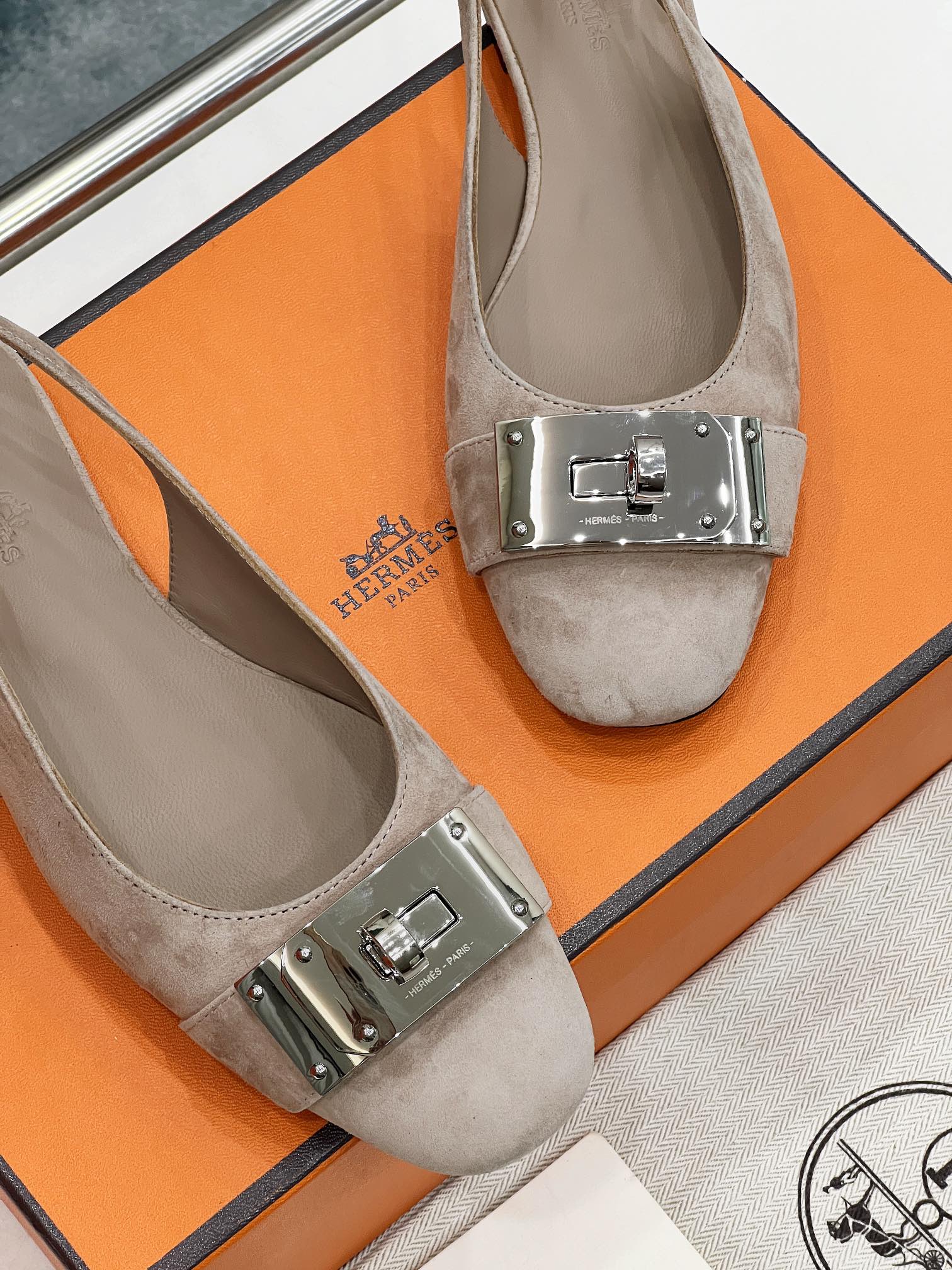 HERMES INNOCENTE SLINGBACK PINK NUDE SUEDE