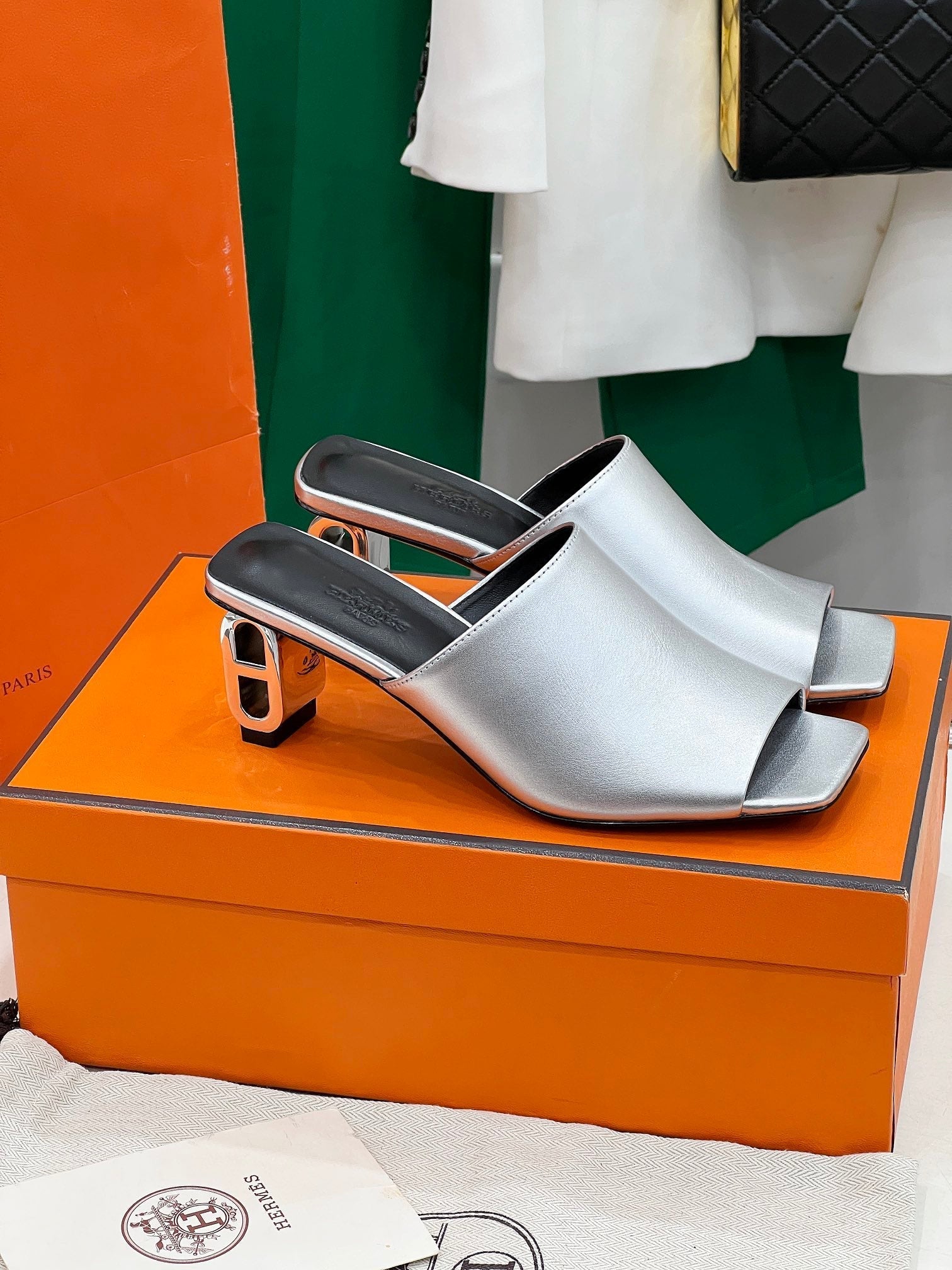 HERMES ICONIQUE 60 SANDAL IN SILVER CALFSKIN