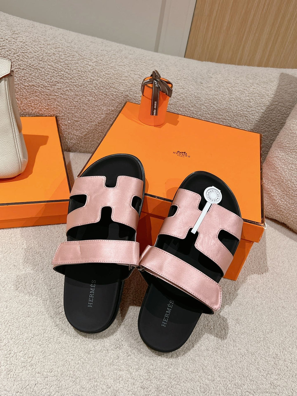 HERMES CHYPRE SANDAL BLACK MIX PASTEL PINK CALFSKIN