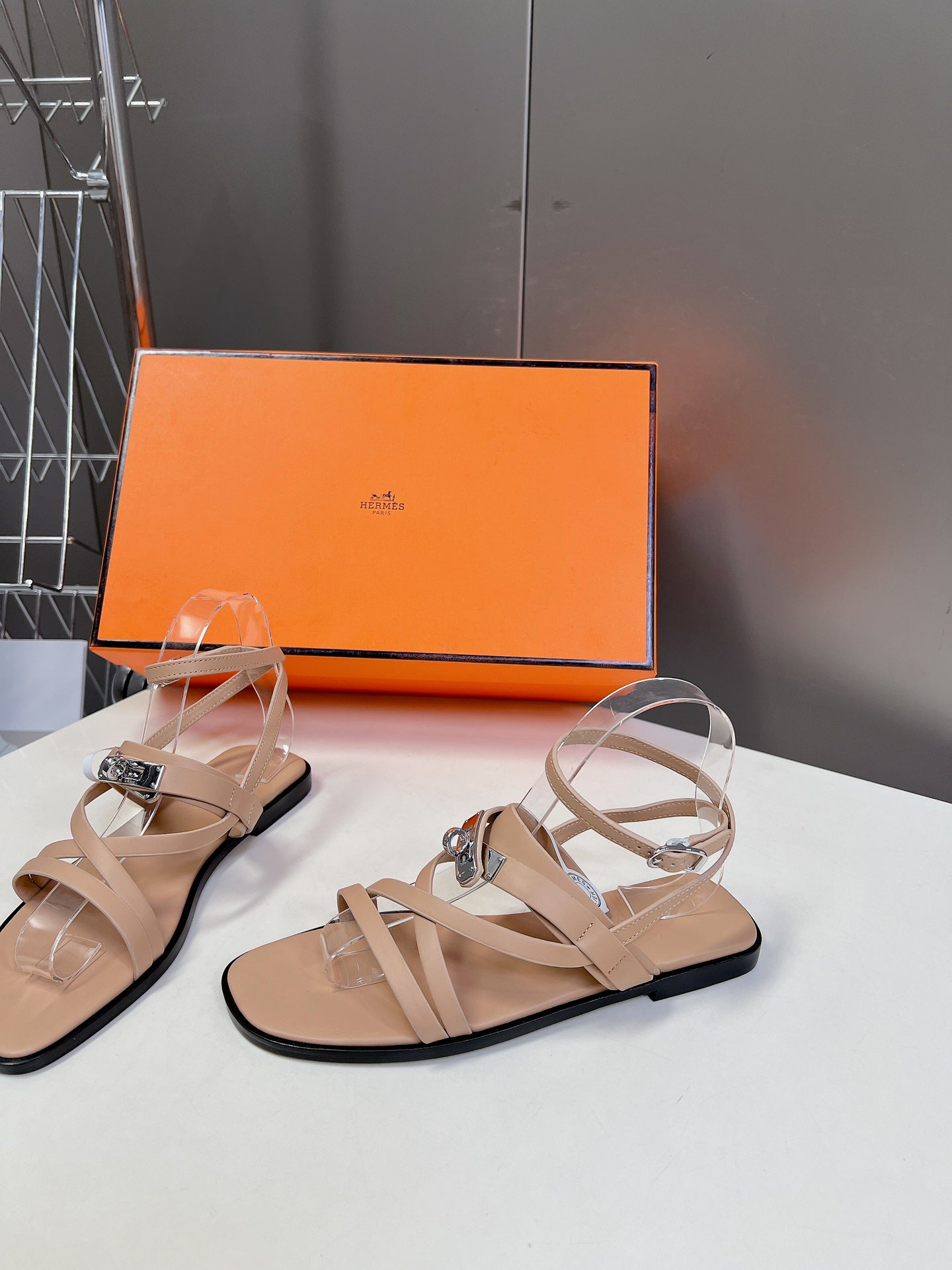 HERMES JUNE SANDAL BEIGE CALFSKIN