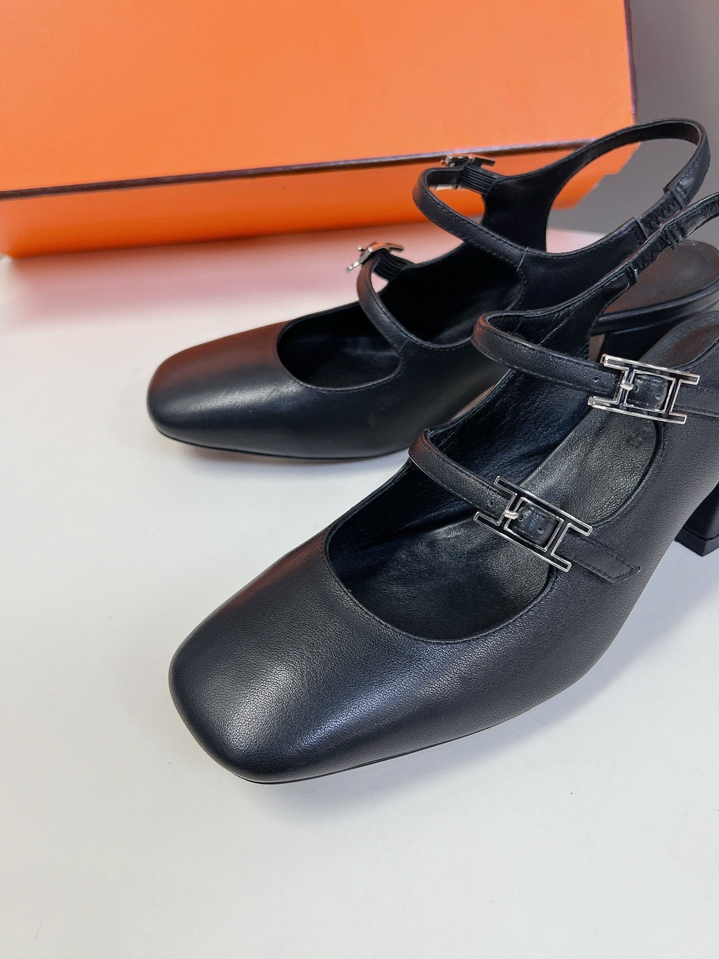 HERMES JACKIE 50 PUMP BLACK LAMBSKIN