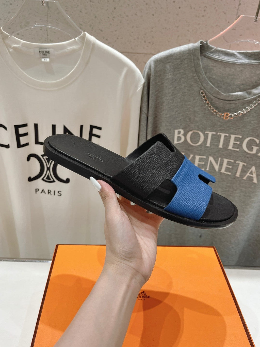 HERMES IZMIR SANDAL BLACK MIX COBALT LAMBSKIN