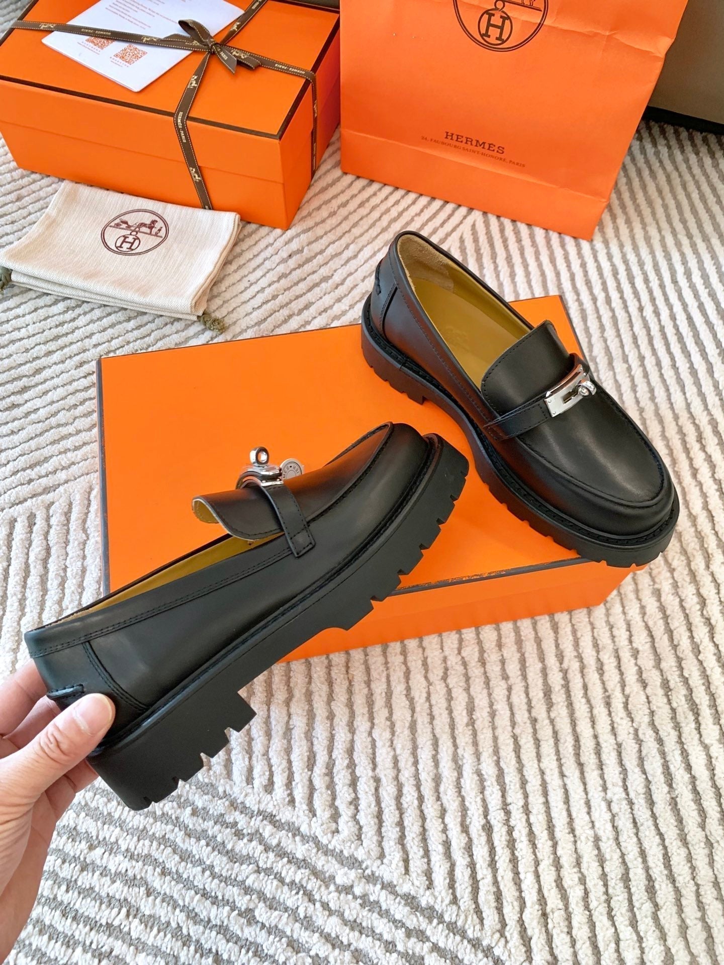 HERMES ICONE LOAFER IN BLACK CALFSKIN