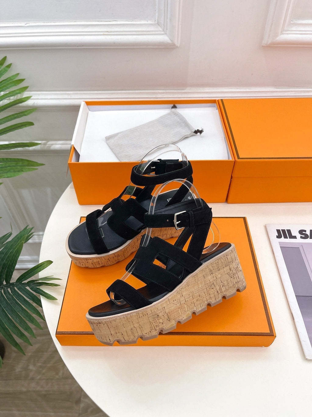 HERMES Havane 30 Sandal Black Suede