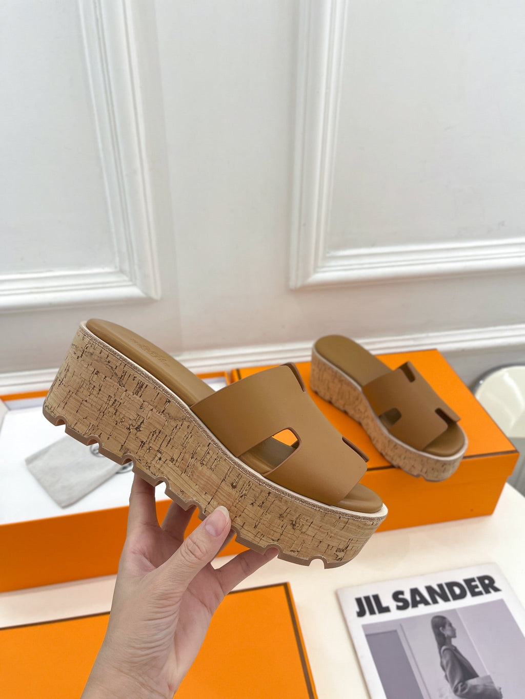 HERMES Eze 30 Sandal Brown