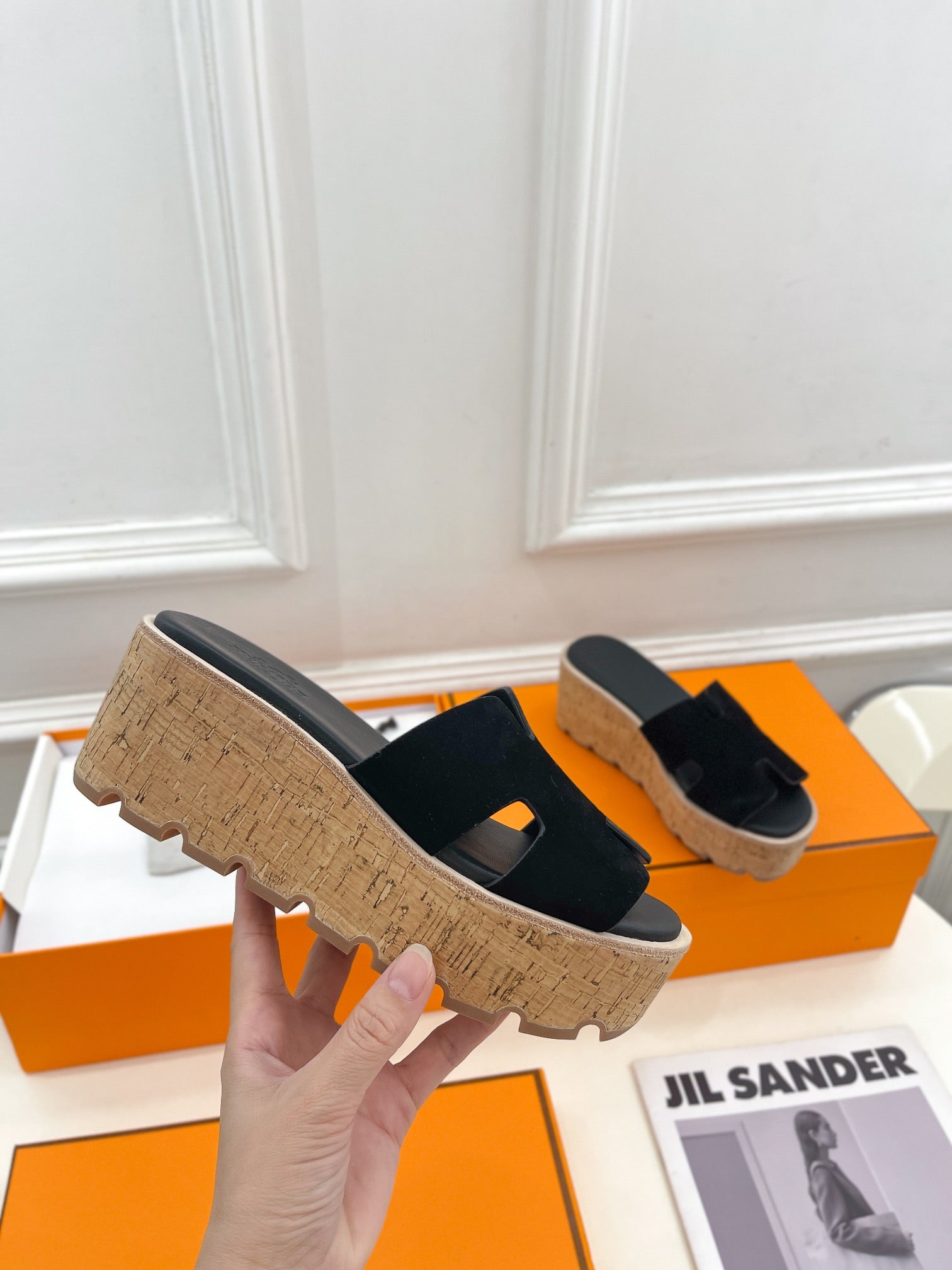 HERMES Eze 30 Sandal Black Suede