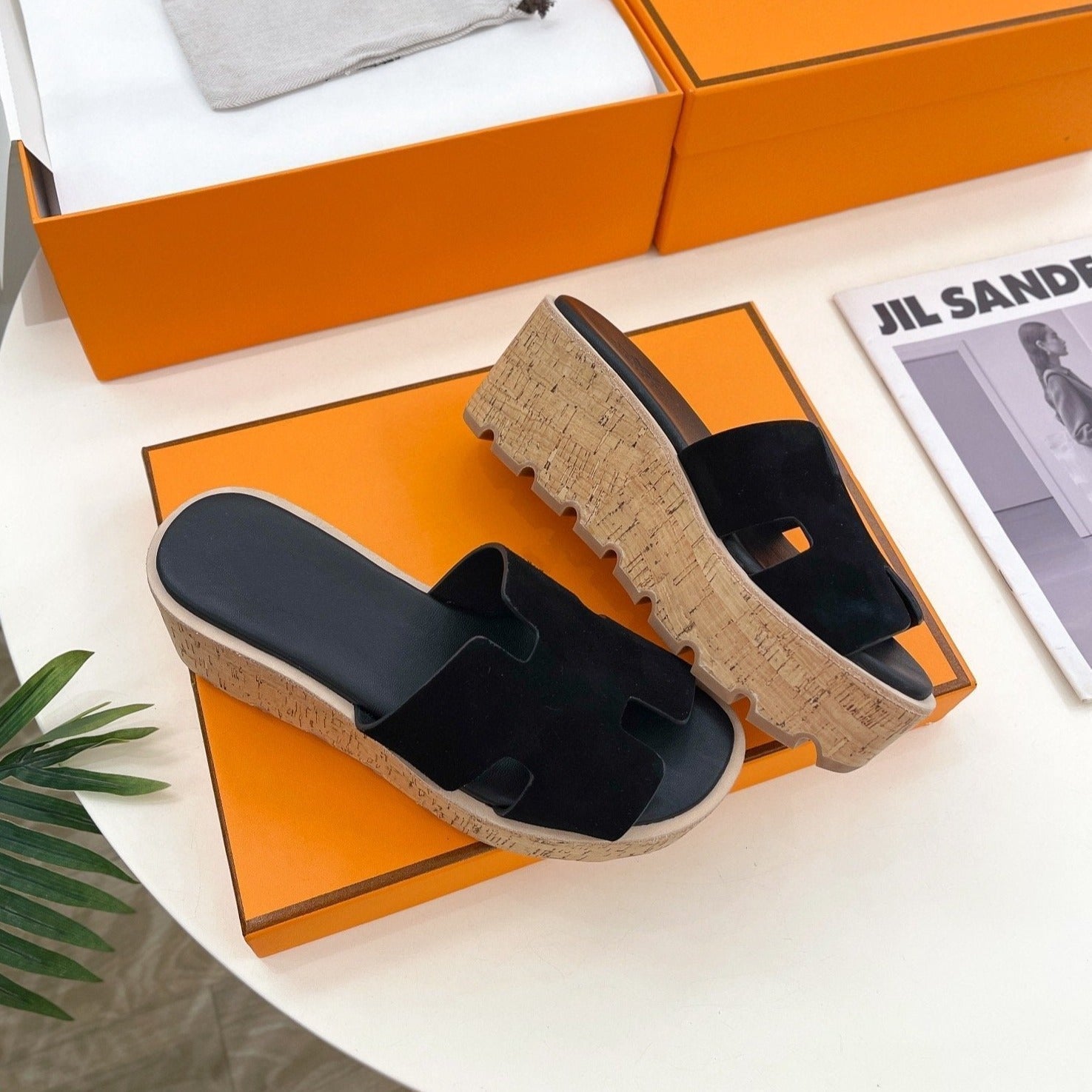 HERMES Eze 30 Sandal Black Suede