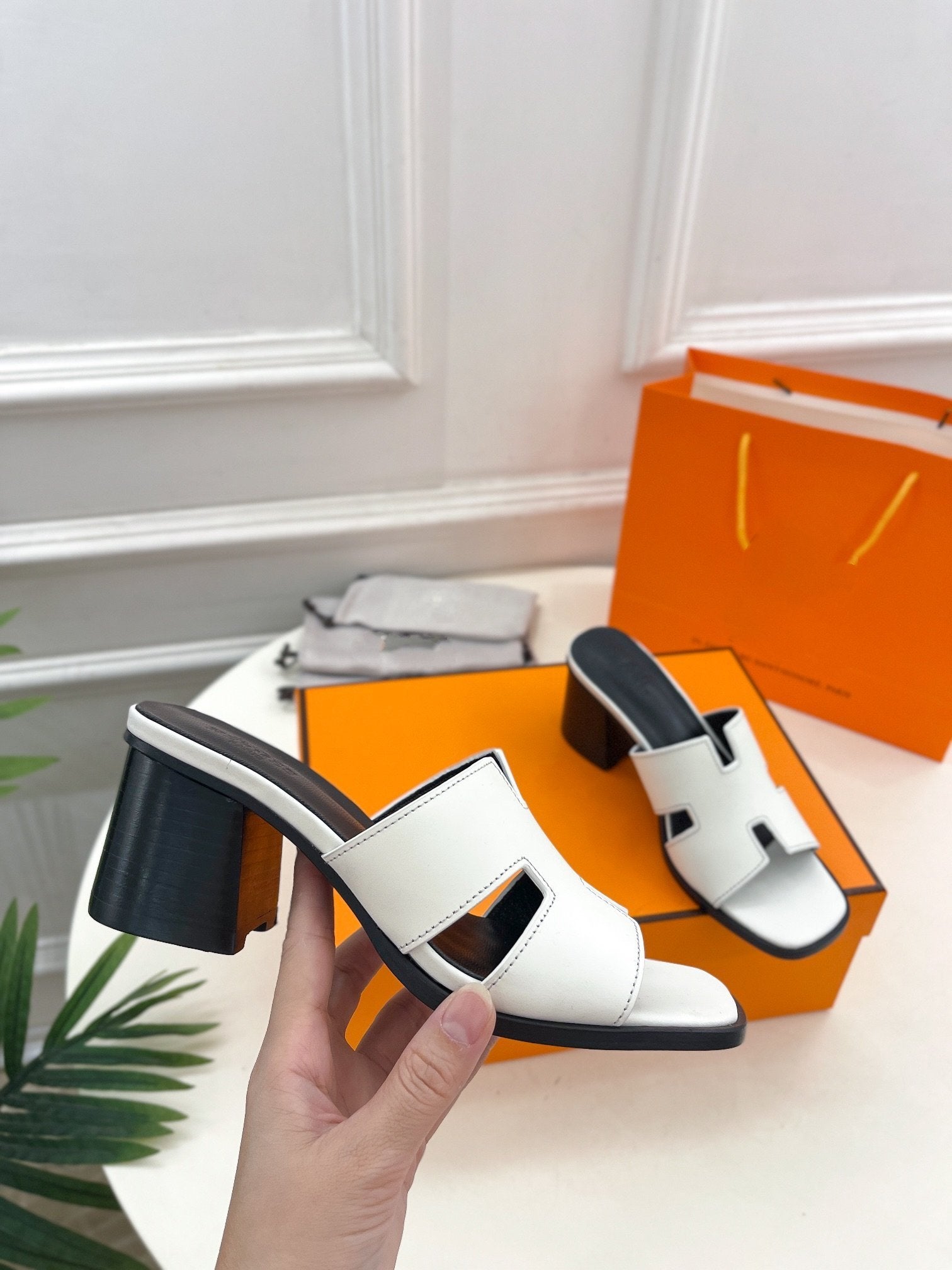 HERMES HELIA 60 SANDAL WHITE