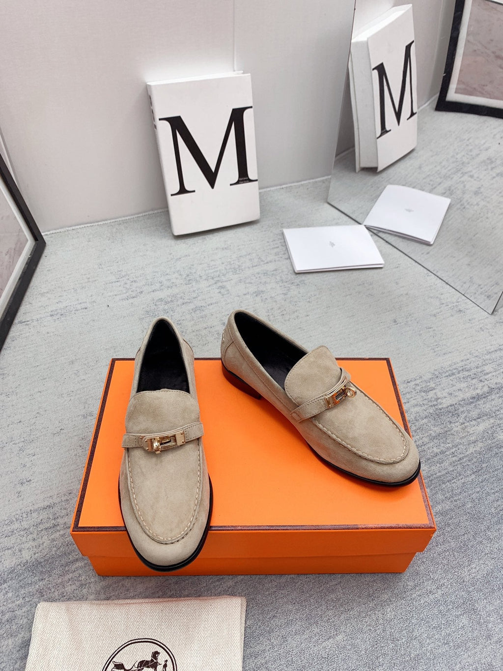 HERMES Destin Loafer Suede Beige