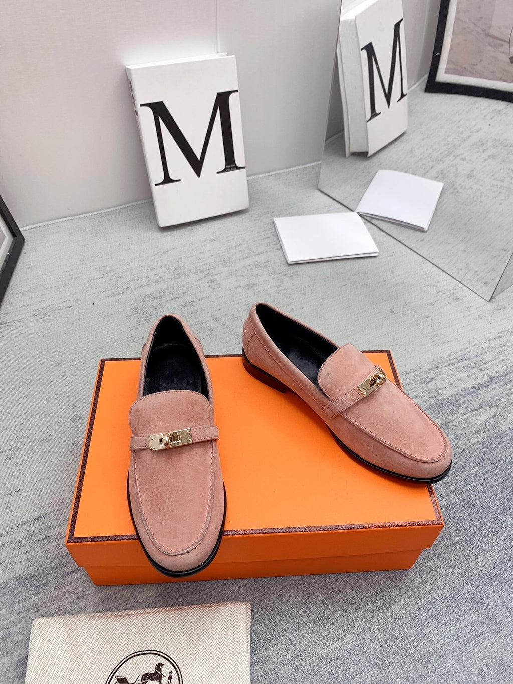 HERMES Destin Loafer Suede Light Pink